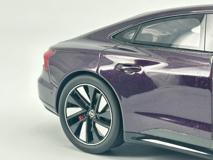 GT Spirit 1/18 Audi RS E-TRON Purple New Energy Vehicle Model Ornaments