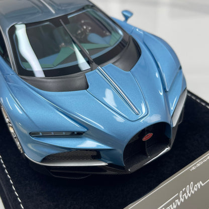 HH MODEL 1/18 Bugatti Tourbillon — Launch Color Limited Edition Model Car