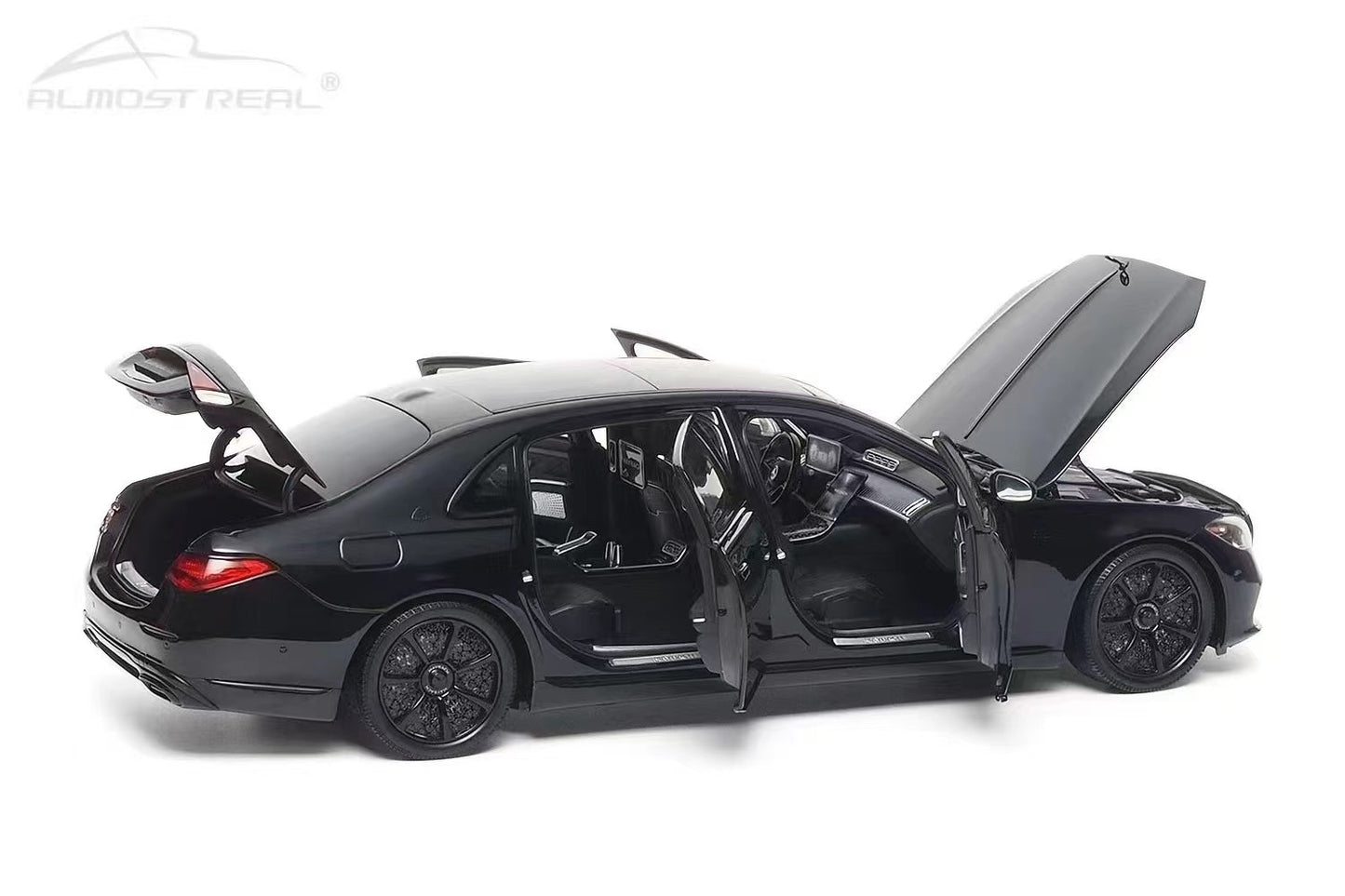 Almost real 1/18 Mercedes-Benz Maybach S680 new S-class alloy car model