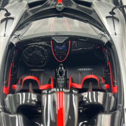 HH Model 1/18 Pagani Huayra Silver & Black Carbon HH662