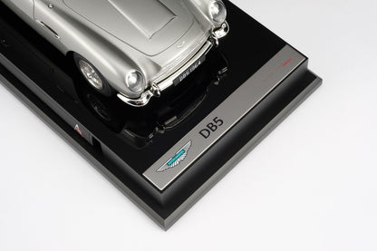 Amalgam 1/18 Aston Martin DB5 high-end limited edition simulation car model