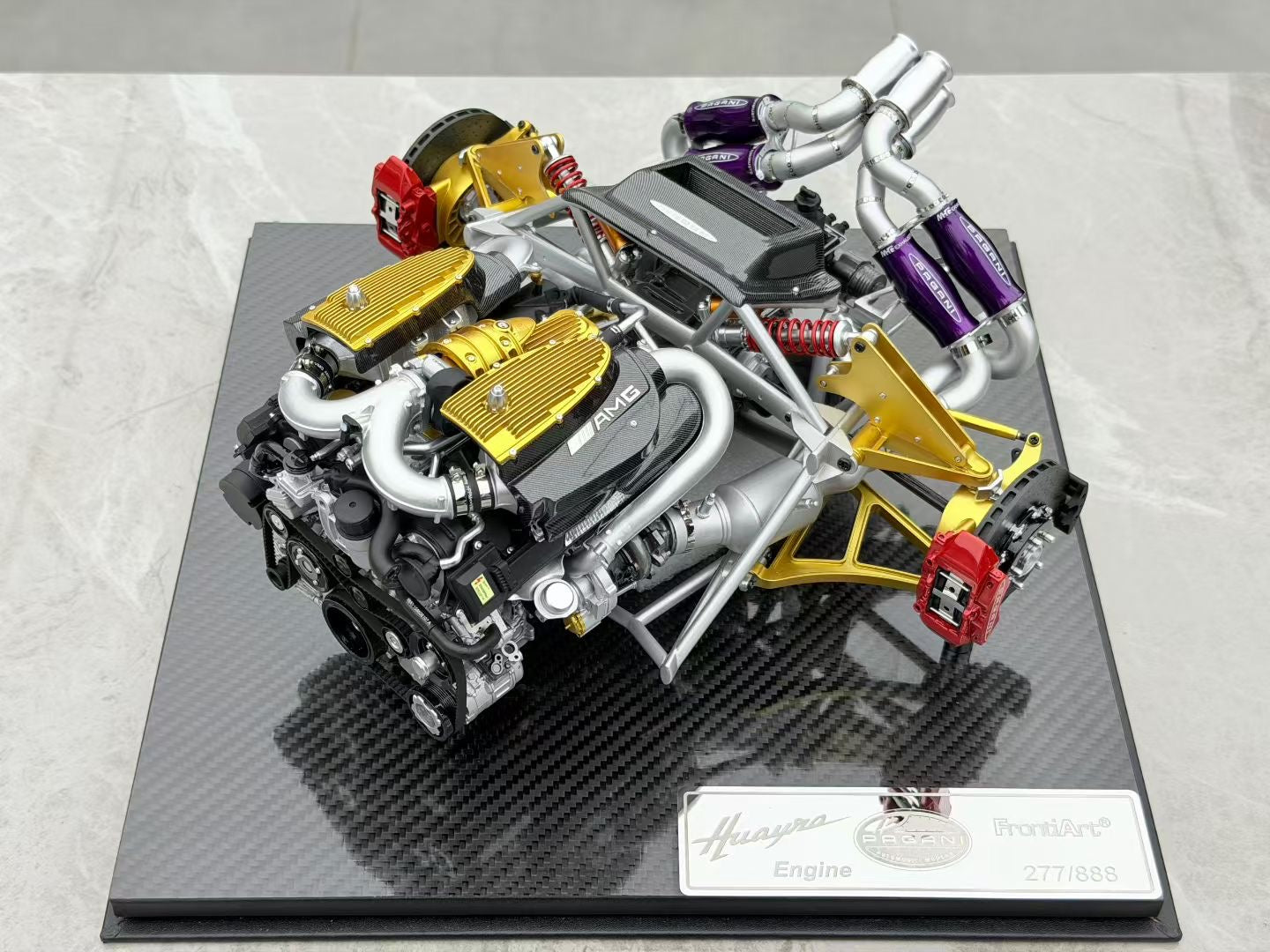 FA 1:6 Pagani Huayra Engine Model 277/888 DDJ065