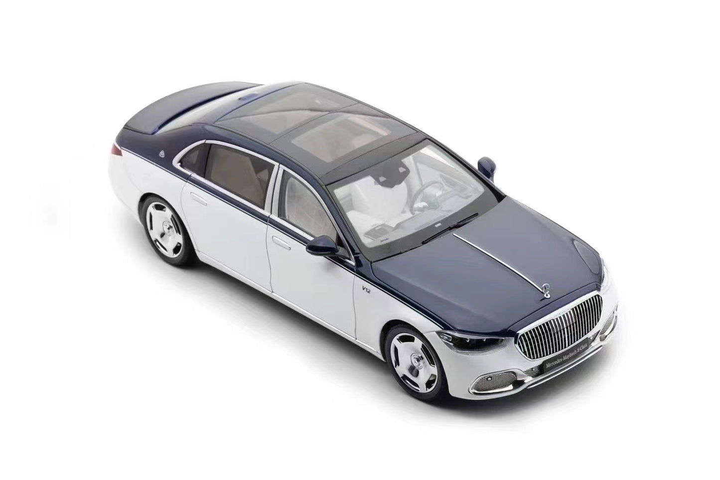 Almost Real 1/18 Mercedes-Benz Maybach S680 S-Class Alloy Fully Open Simulation Car Model Collection Ornament Gift
