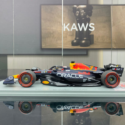 SPARK 1/18 Oracle F1 Team RB19 2023 British Grand Prix Victory No. 1 Verstappen Red Bull Limited Edition Simulation Car Model