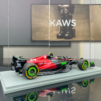 SPARK 1/18 Alfa Romeo F1 Team C43 2023 Belgian Grand Prix Zhou Guanyu Red Simulation Car Model Ornament