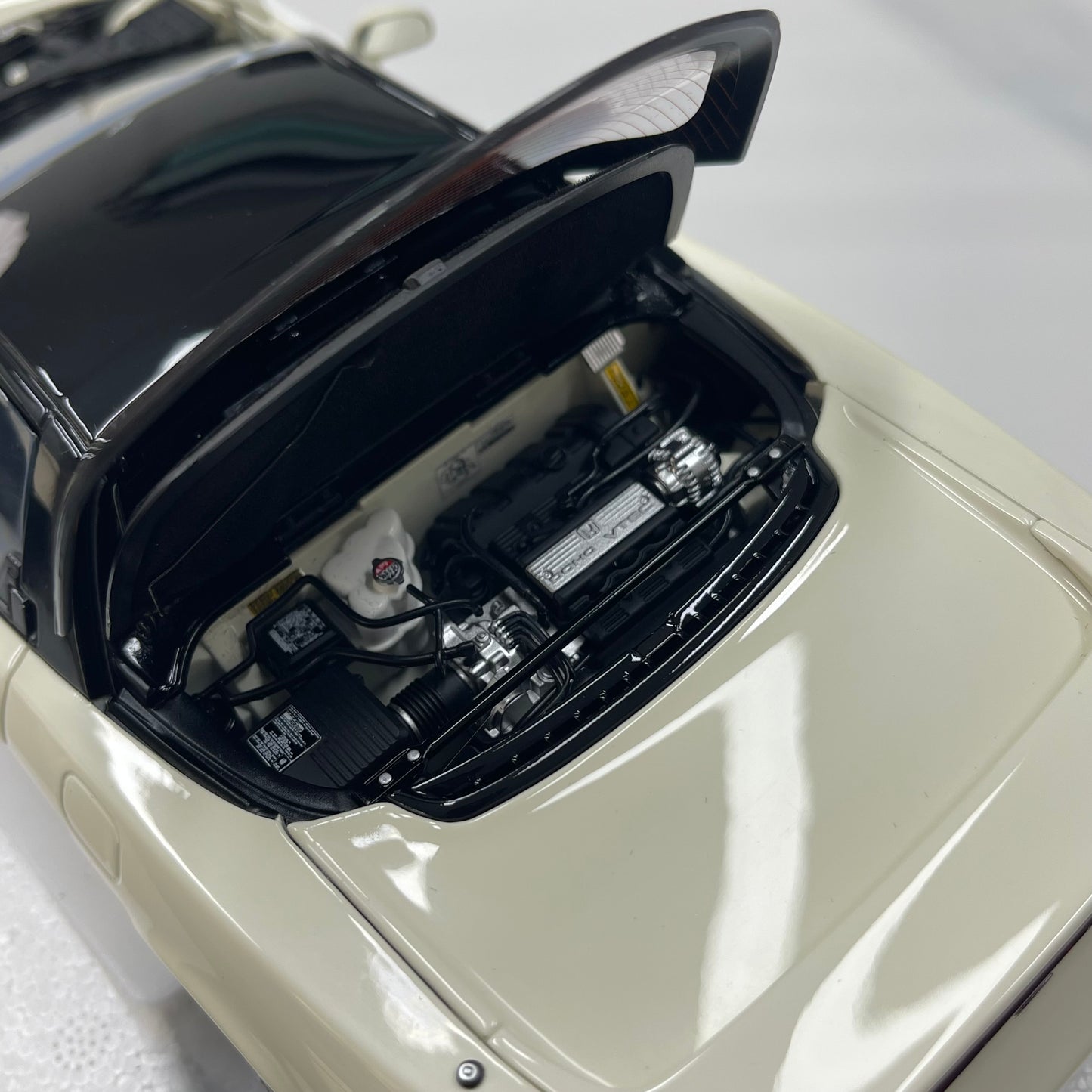 LCD 1/18 Honda NSX (1st Gen / MK1 / NA1) - White (LCD18022-WH)