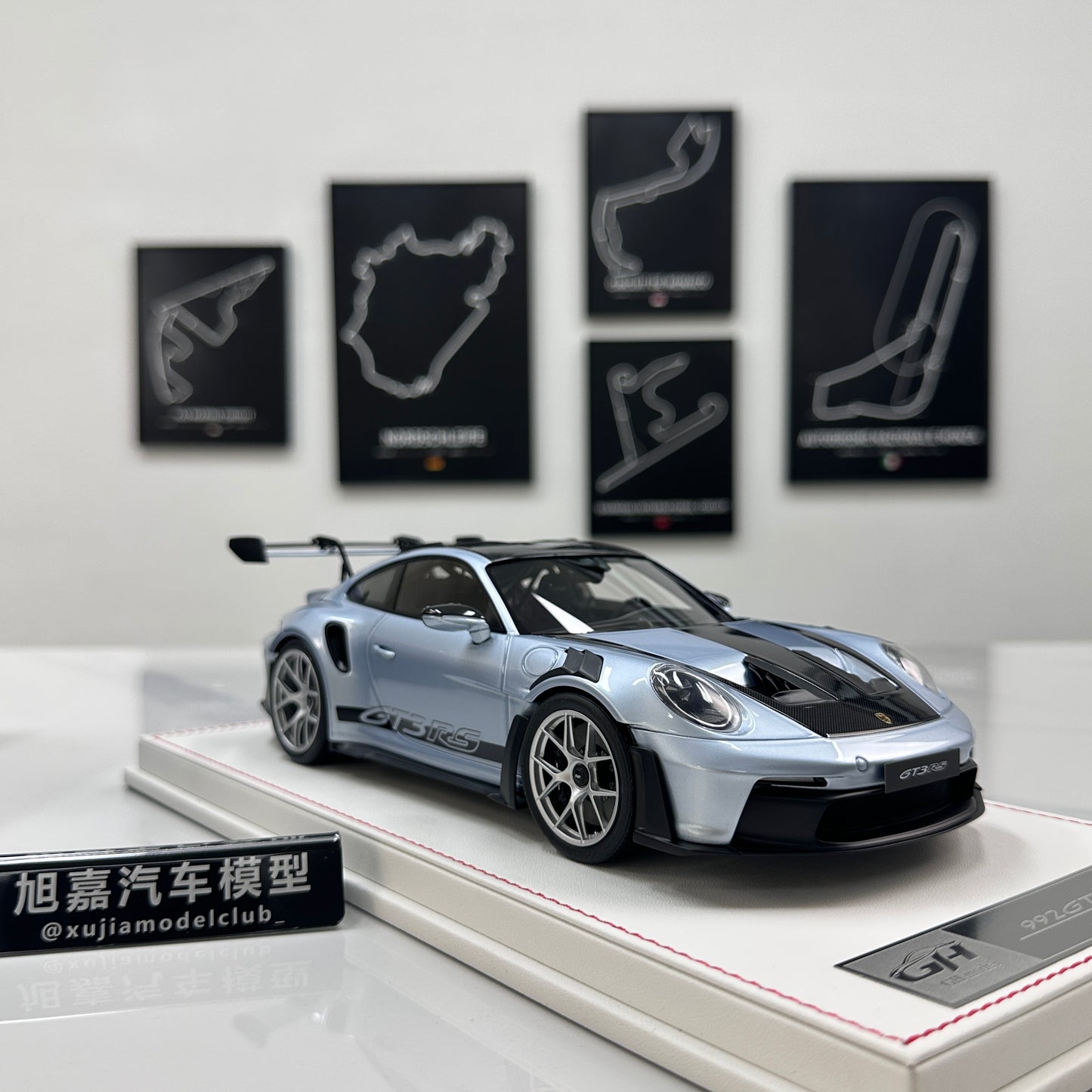 GH MODEL 1/18 Porsche 992 GT3RS Ice Blue Limited Edition Model Car