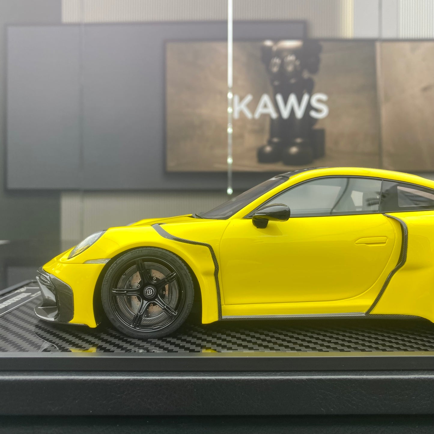VIP 1/18  Porsche Porsche 911 Brabus Rocket 900R modified version simulation car model