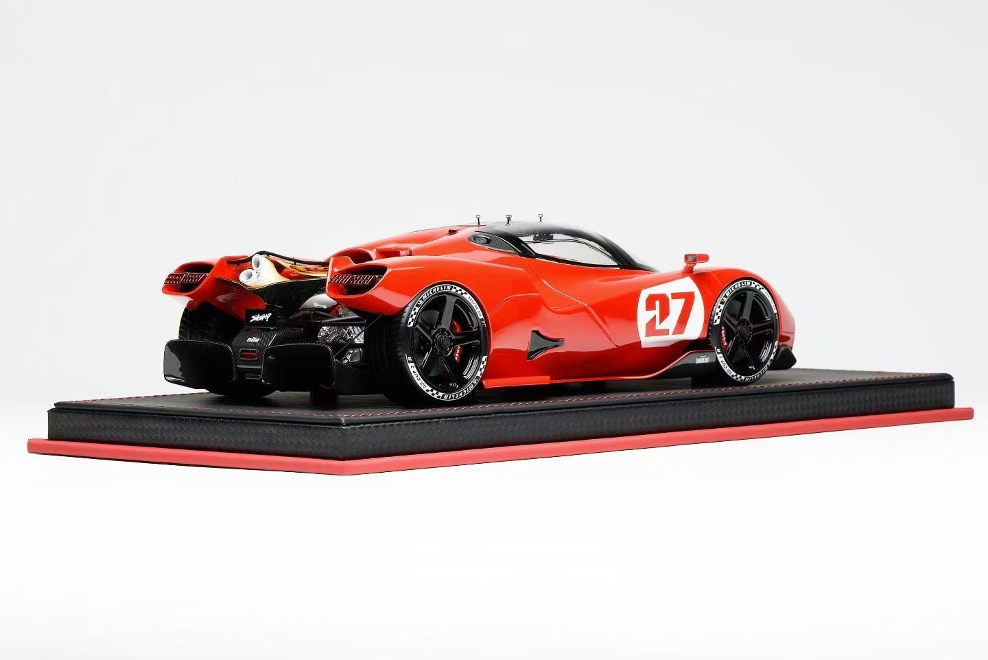MOTORHELIX 1/18 Nilu 27 Limited Edition Supercar Model