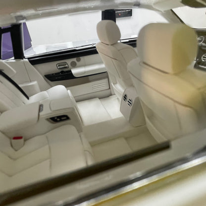 HH Model 1/18 Rolls-Royce Phantom Series II Ivory White HH735