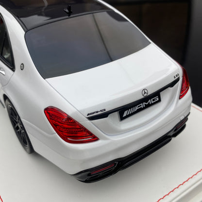 VEHICLE Art 1/18 Mercedes-Benz AMG S63 white car model ornament