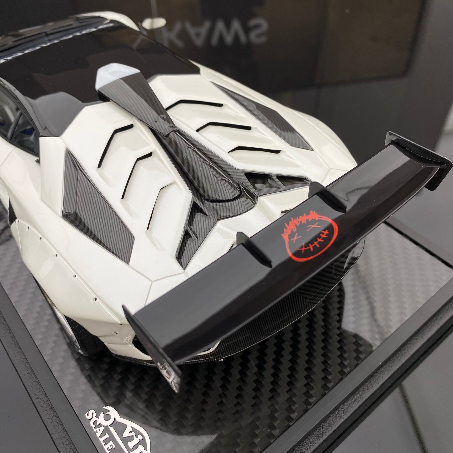 VIP 1/18 Lamborghini SVJ wide body modified car model ornament