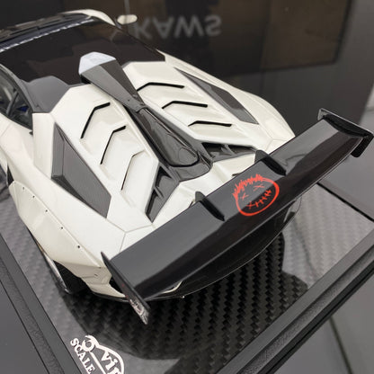 VIP 1/18 Lamborghini SVJ wide body modified car model ornament