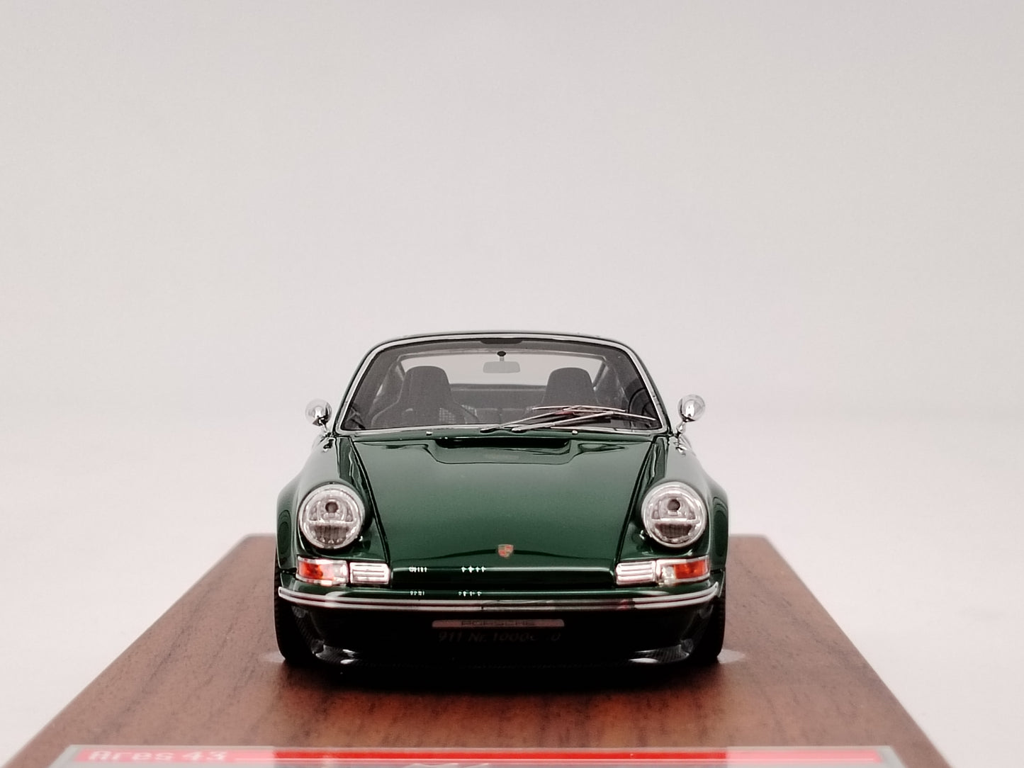 SCM 1/43 Porsche Kaege Retro Classic 964 Irish Green