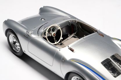 Amalgam 1/18 Porsche 550 Spyder old simulation car model ornaments