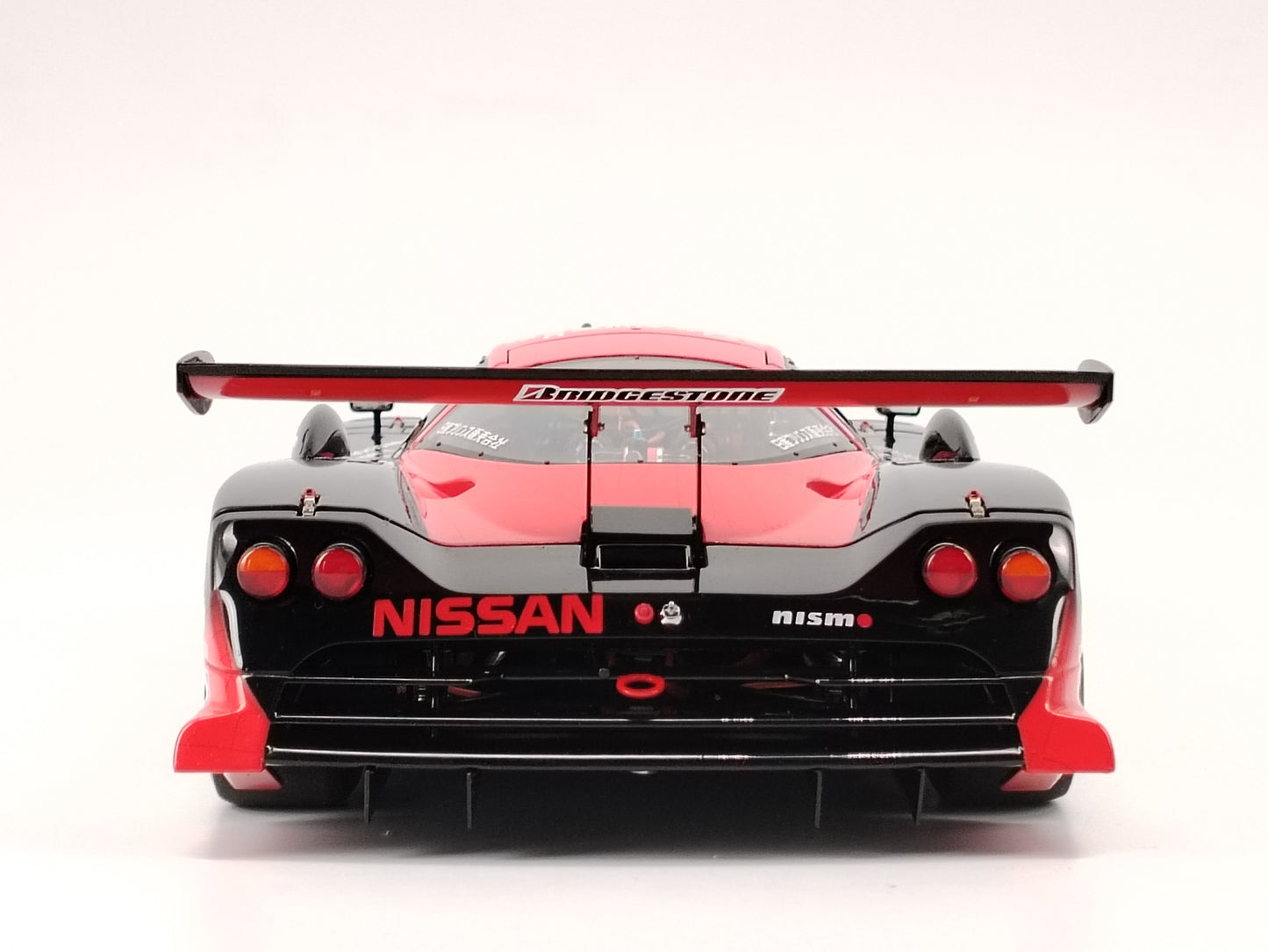 AUTO Art 1/18 Nissan R390 GT1 #22 LEMANS 1997 black AA218 out of print car model!