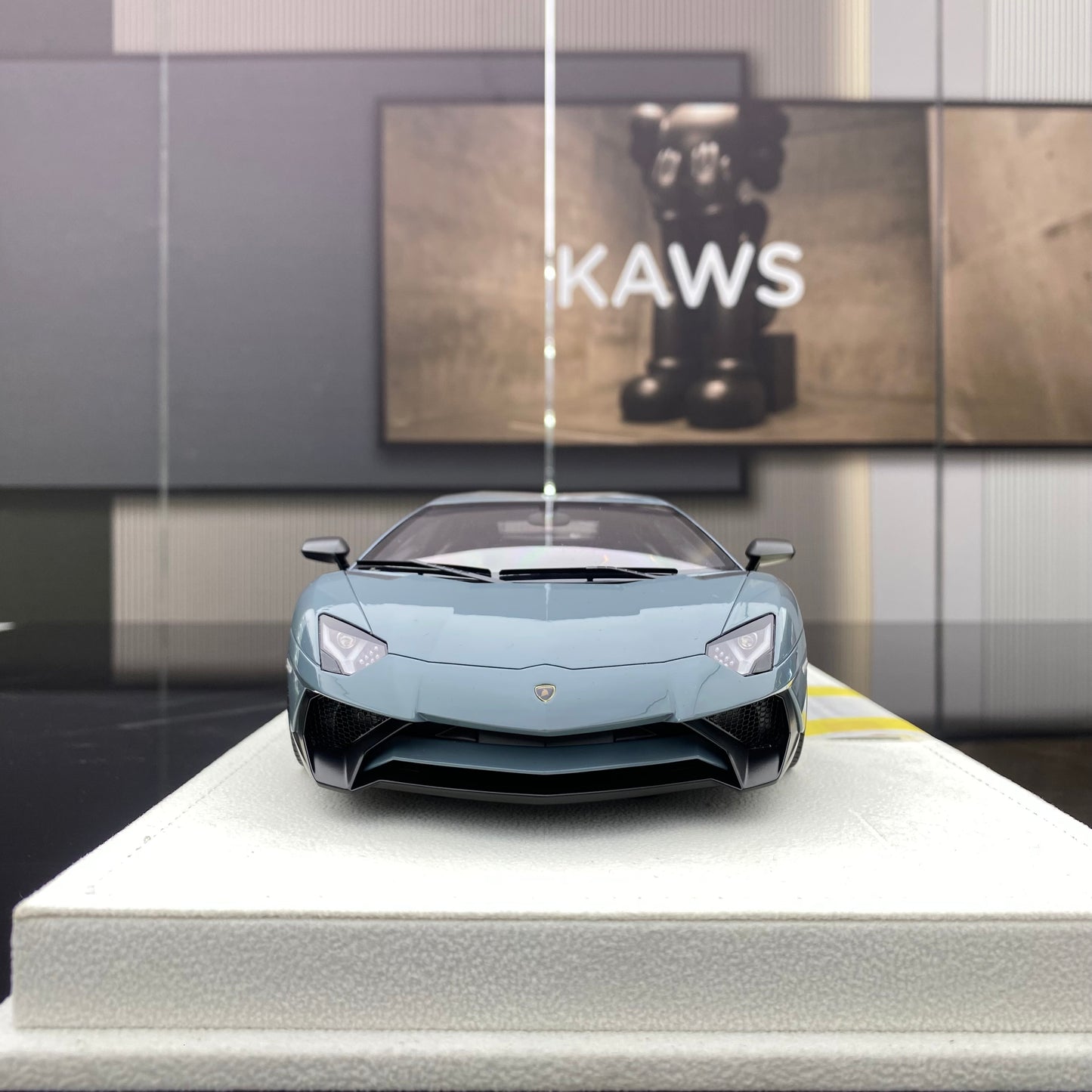 MAKE UP 1/18 Lamborghini Aventador LP750-4 SV limited edition car model
