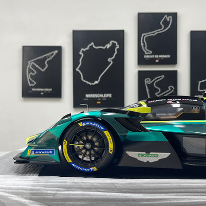 Spark 1/8 Aston Martin VALKYRIE NO.007 Black and Green Livery 08S003