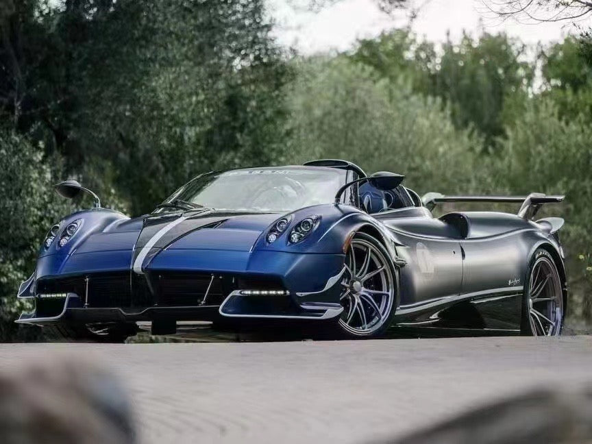 pre-sell HH MODEL 1/18 Pagani Huayra roadster simulation car model ornaments