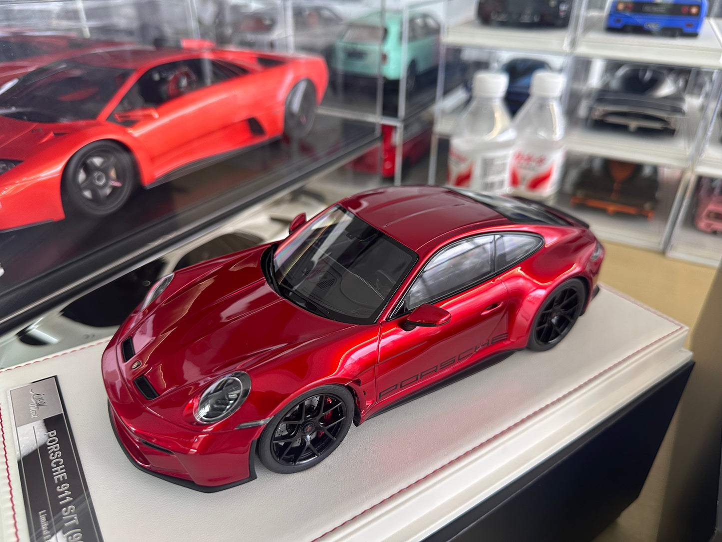IVY 1/18 Porsche 911 S/T (992)