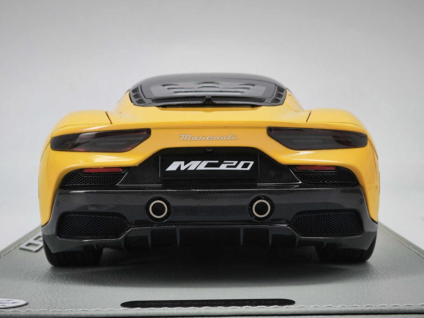 BBR 1/18 Maserati MC20 Yellow Alloy Car Model