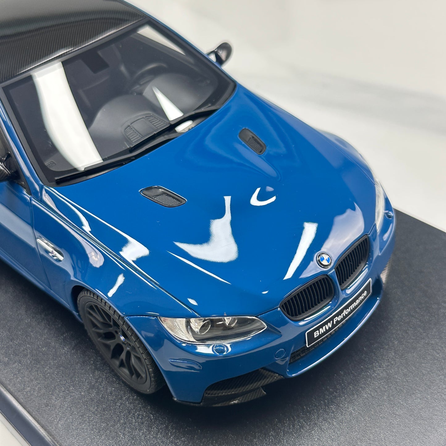 GT Spirit 1/18 BMW M3 E92 Blue GT941
