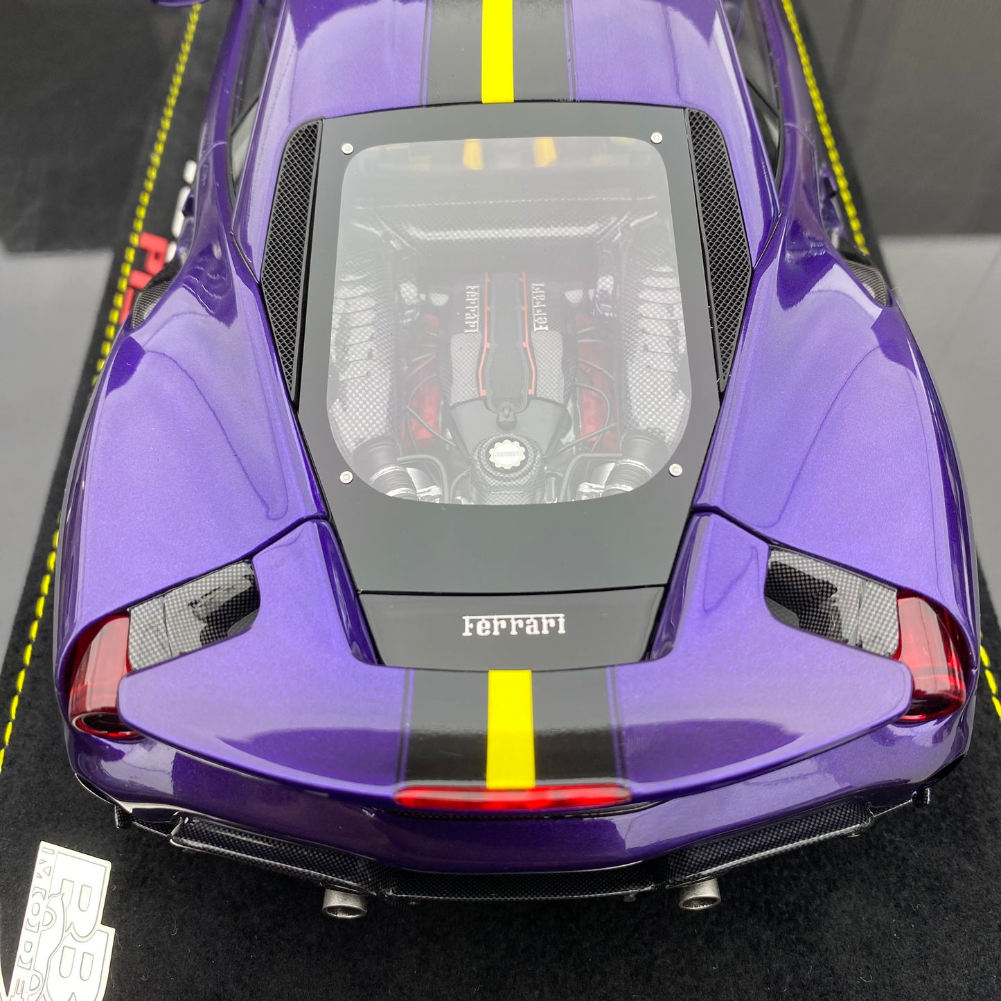 BBR 1/18 Ferrari 488 pista Hong Kong purple limited edition car model ornament