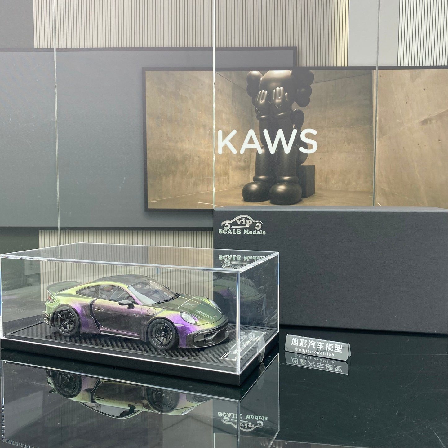 VIP 1/18 Porsche 911 Brabus 900R simulation resin car model ornaments
