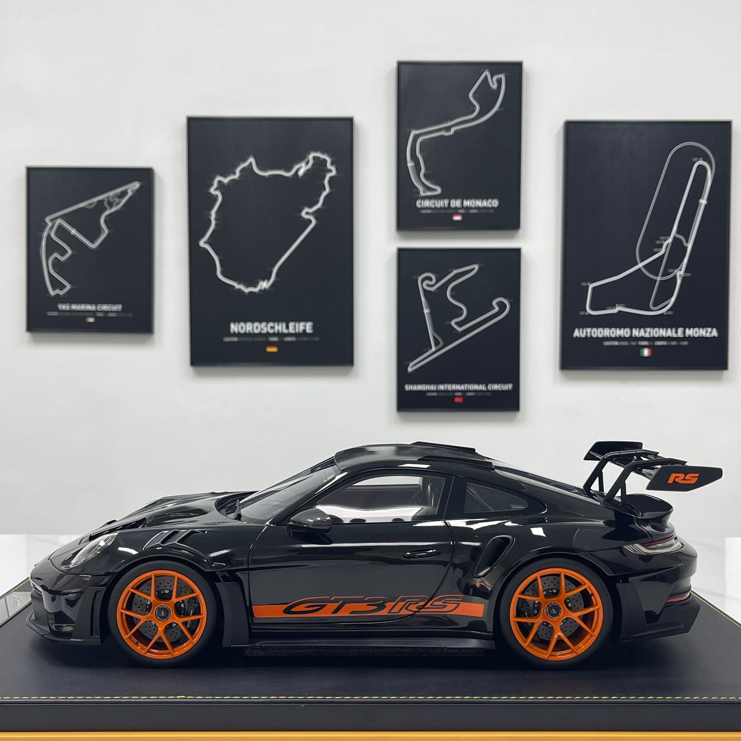 IVY 1/12 Porsche 992 GT3 RS Black with Orange Wheels Limited Edition Model Car