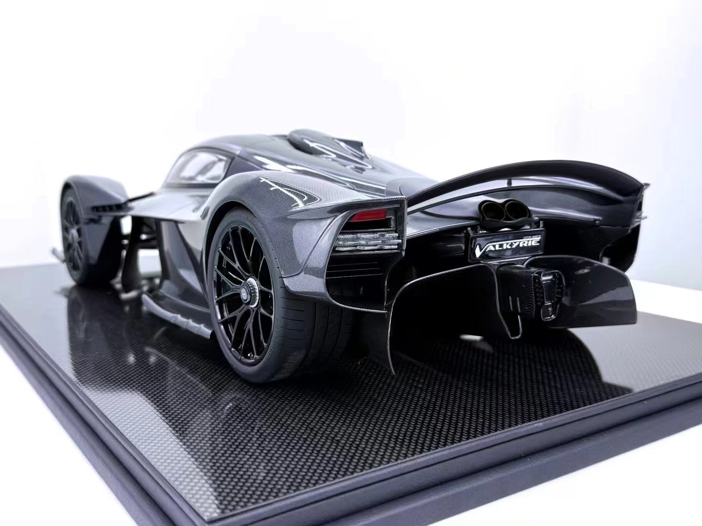 Frontiart 1/8 Aston Martin Valkyrie Limited Edition Car Model Ornaments