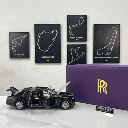 ZP 1/18 Rolls-Royce Phantom VIII (Gold Badge & Luggage Set Edition) – Pearl Black / Silver Roof (ZP115)