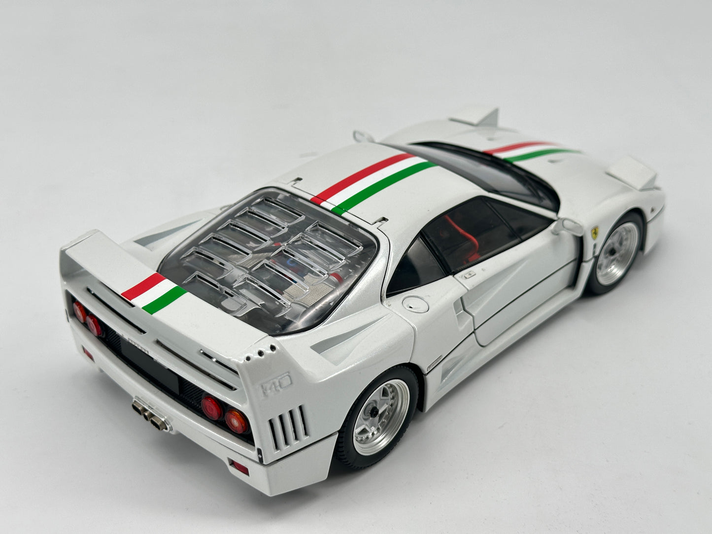 kyosho 1/18 Ferrari F40 Pearl White Alloy Full Open Car Model
