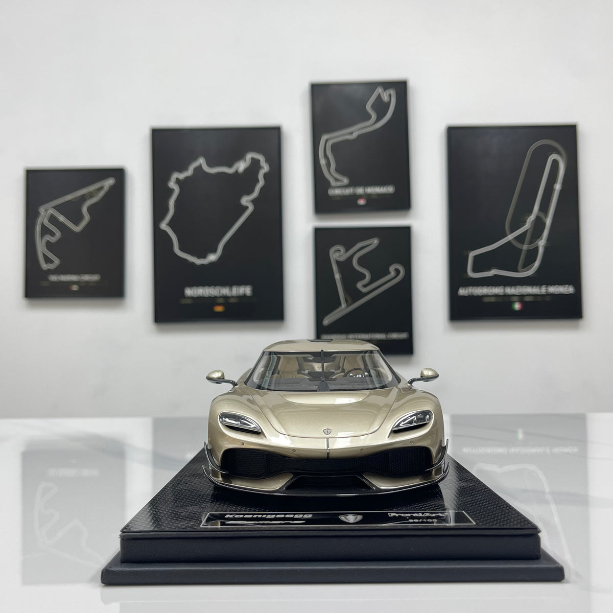 FrontiArt 1/18 Koenigsegg Gemera - Champagne - FA207