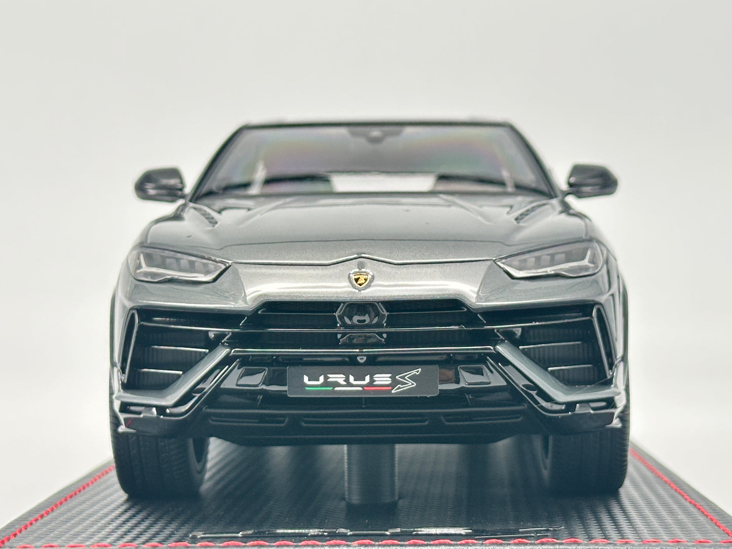 MR 1/18 Lamborghini URUS S Sunroof Edition SUV Limited Edition Car Model Ornaments