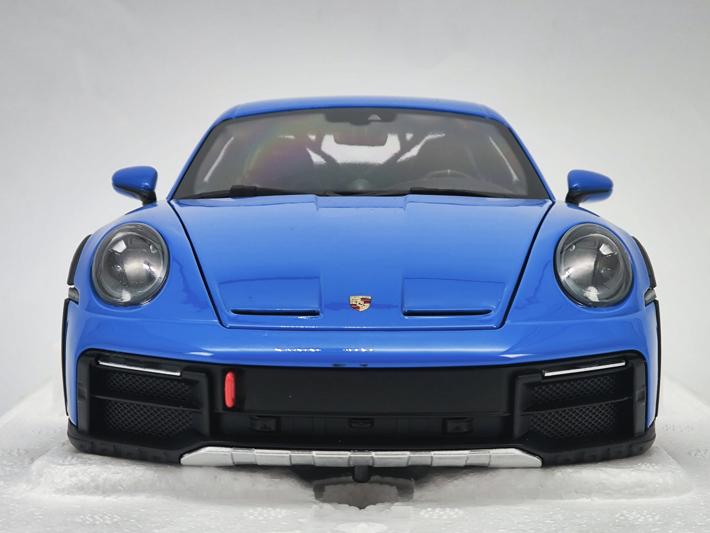 MINICHAMPS 1/18 Porsche 911 DAKAR Blue Alloy Car Model
