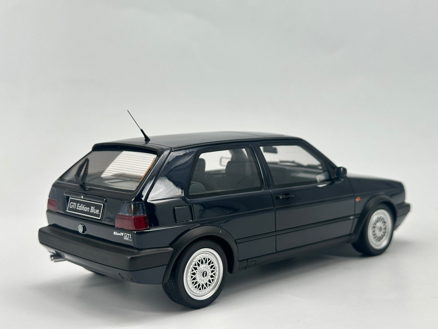 OTTO 1/18 Volkswagen GOLF MK2 GTI EDITION Blue Resin Model Car