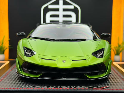 MR 1:18 Lamborghini Aventador SVJ Roadster Verde Alcheo 31/49 DDJ076