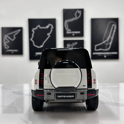 GT Spirit 1/12 Land Rover DEFENDER 110 P400X White GT554