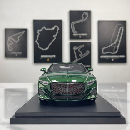 Topspeed 1/18 Bentley Batur Scarab Green TS0672