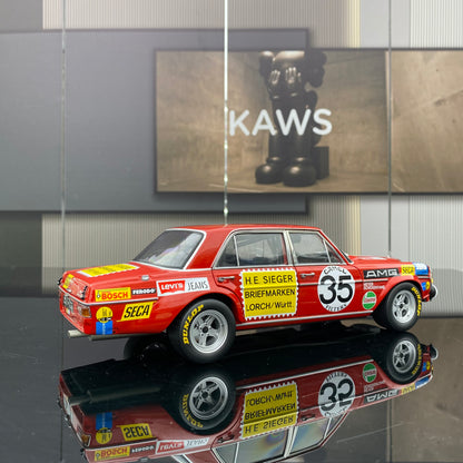 Minichamps 1/18 Benz 300SEL 6.8AMG Red Pig - Modelo de coche de resina, regalo de colección