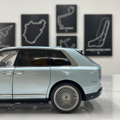 ZP 1/18 Rolls-Royce Cullinan BB Fishing Seat Edition Metallic Blue Alloy Simulation Model Car