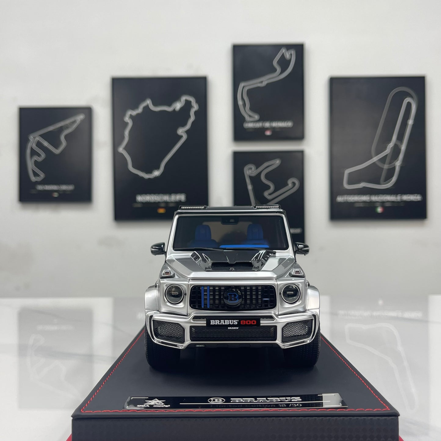 BBA Model 1/18 Brabus G800 Tungsten Silver BBA085
