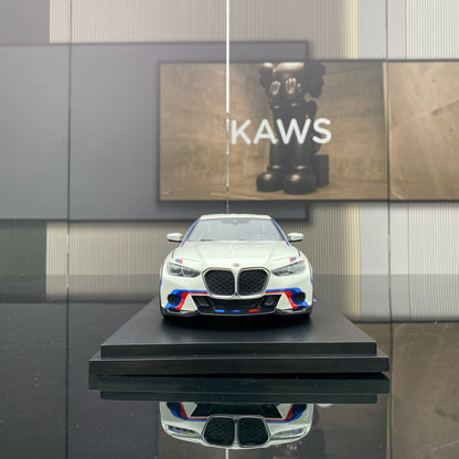 Topspeed 1:18 BMW M4 3.0 CSL simulation car model