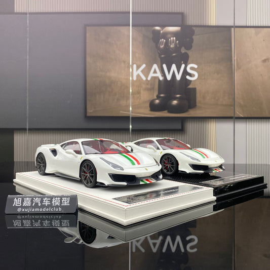 DM 1/18 Ferrari 488 pista resin fully opened fluorescent limited edition car model ornaments