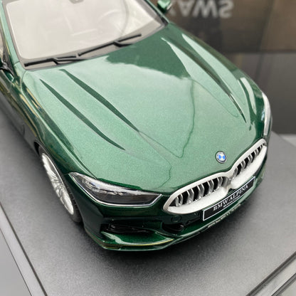 BMW ALPINA B8 GRAN2025, escala 1/18, GT Spirit