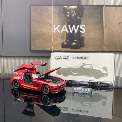 MINICHAMPS 1/18 Mercedes-Benz AMG SLS Black Series Aleación roja Modelo de coche de simulación totalmente abierto Colección de adornos