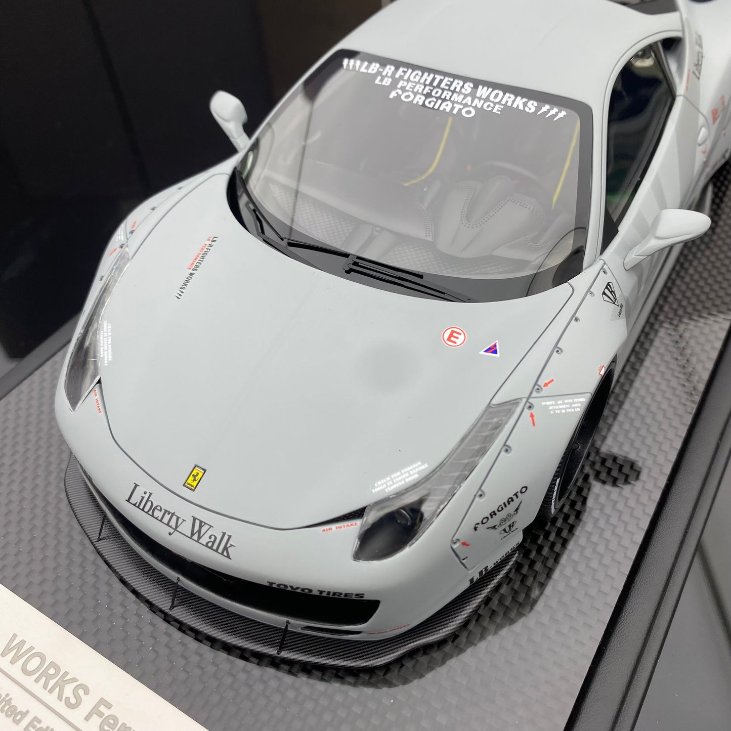 BBA CAR MODEL 1/18 Ferrari 458 modified gray simulation car model