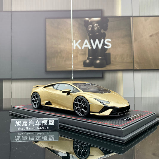 Lamborghini Huracan LP640-2 Tecnica Sunburst Gold Edición Limitada a escala 1/18