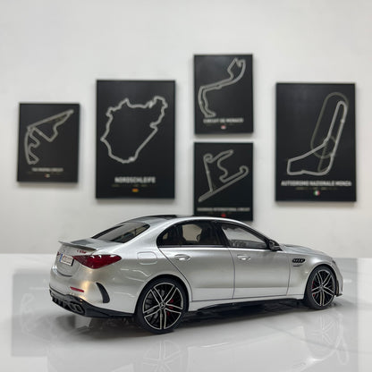 NZG 1/18 Mercedes-AMG C63 S E Performance – Tech Silver (111200055)
