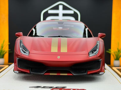 MR 1:18 Ferrari 488 Pista Matt New Rosso Carsa 08/39 DDJ057